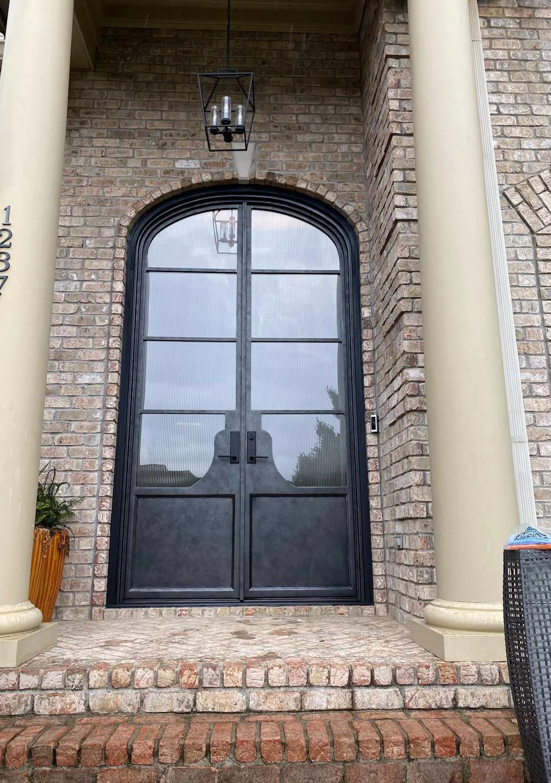 Custom Shower Door & Glass Wall Installation
